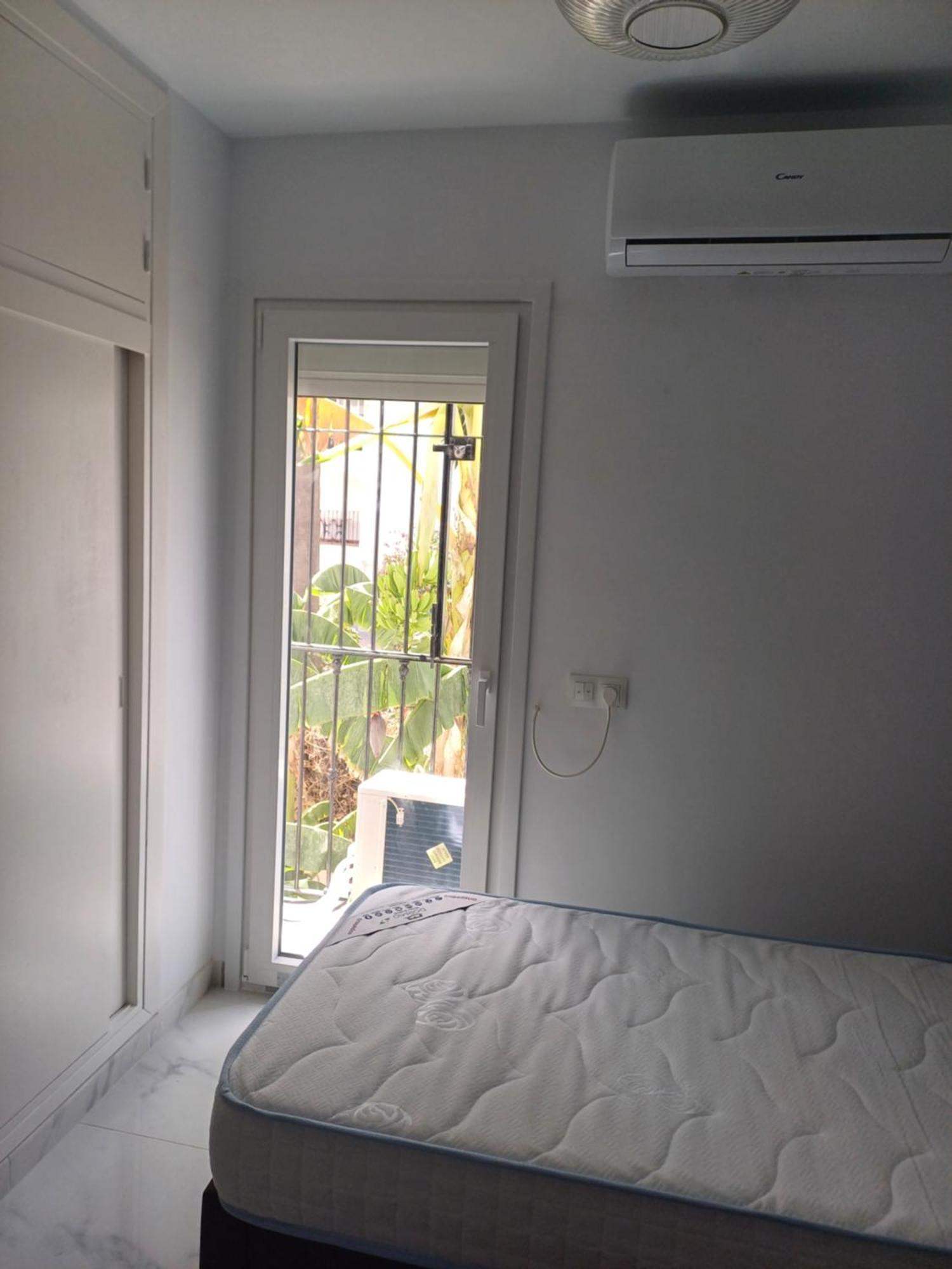 Beautiful Beachfront Newly Renovated 2 Bedroom Apartment With Swimming Pool And Garden San Luis de Sabinillas Exterior photo