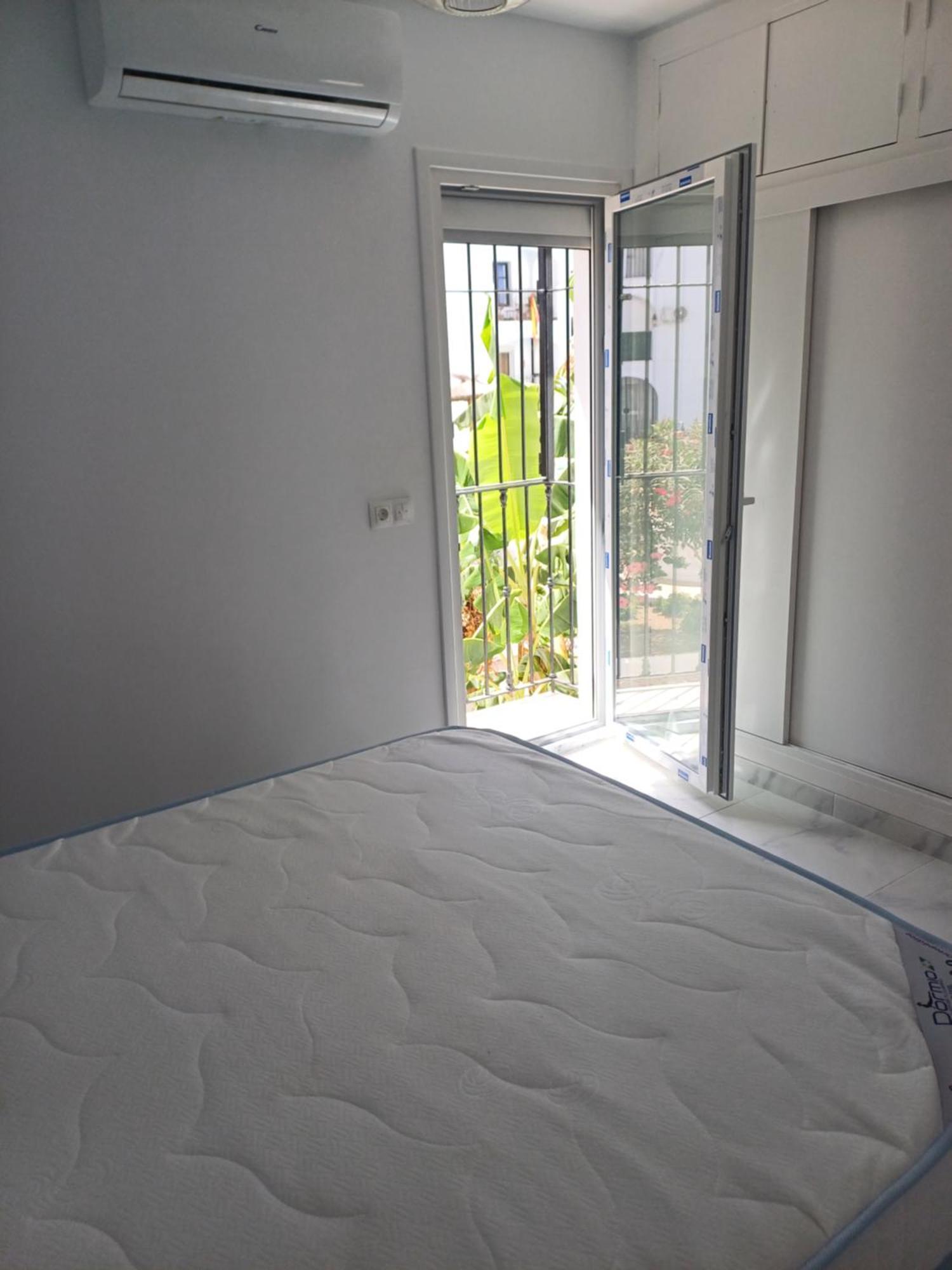 Beautiful Beachfront Newly Renovated 2 Bedroom Apartment With Swimming Pool And Garden San Luis de Sabinillas Exterior photo